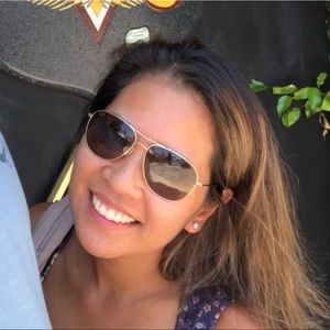 Meet your Posher, Aileen